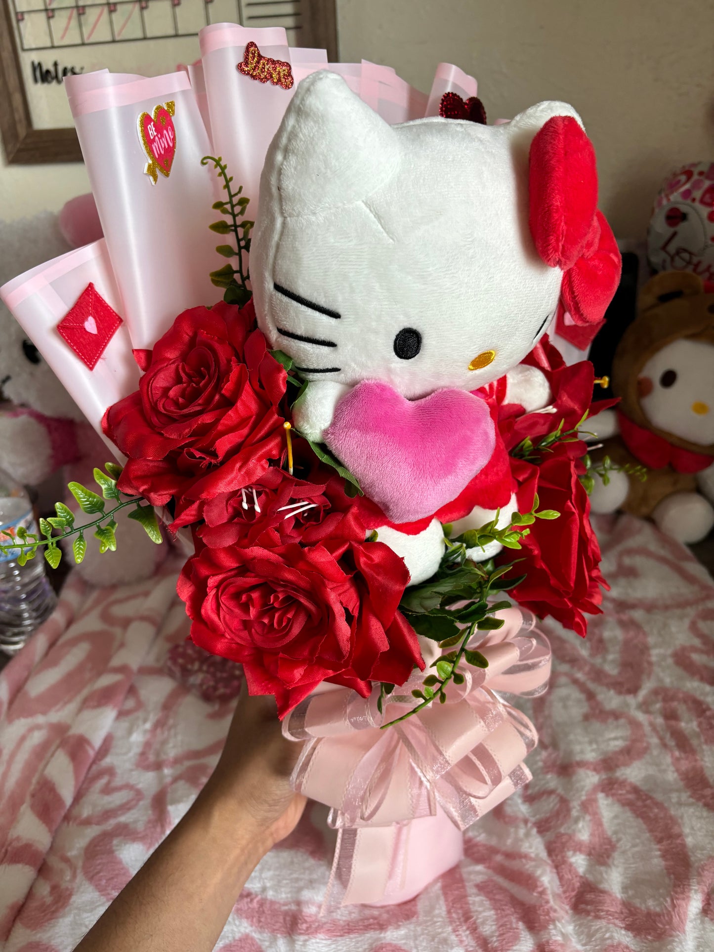 Valentines hello Kitty Plushyquet❤️ 1 available