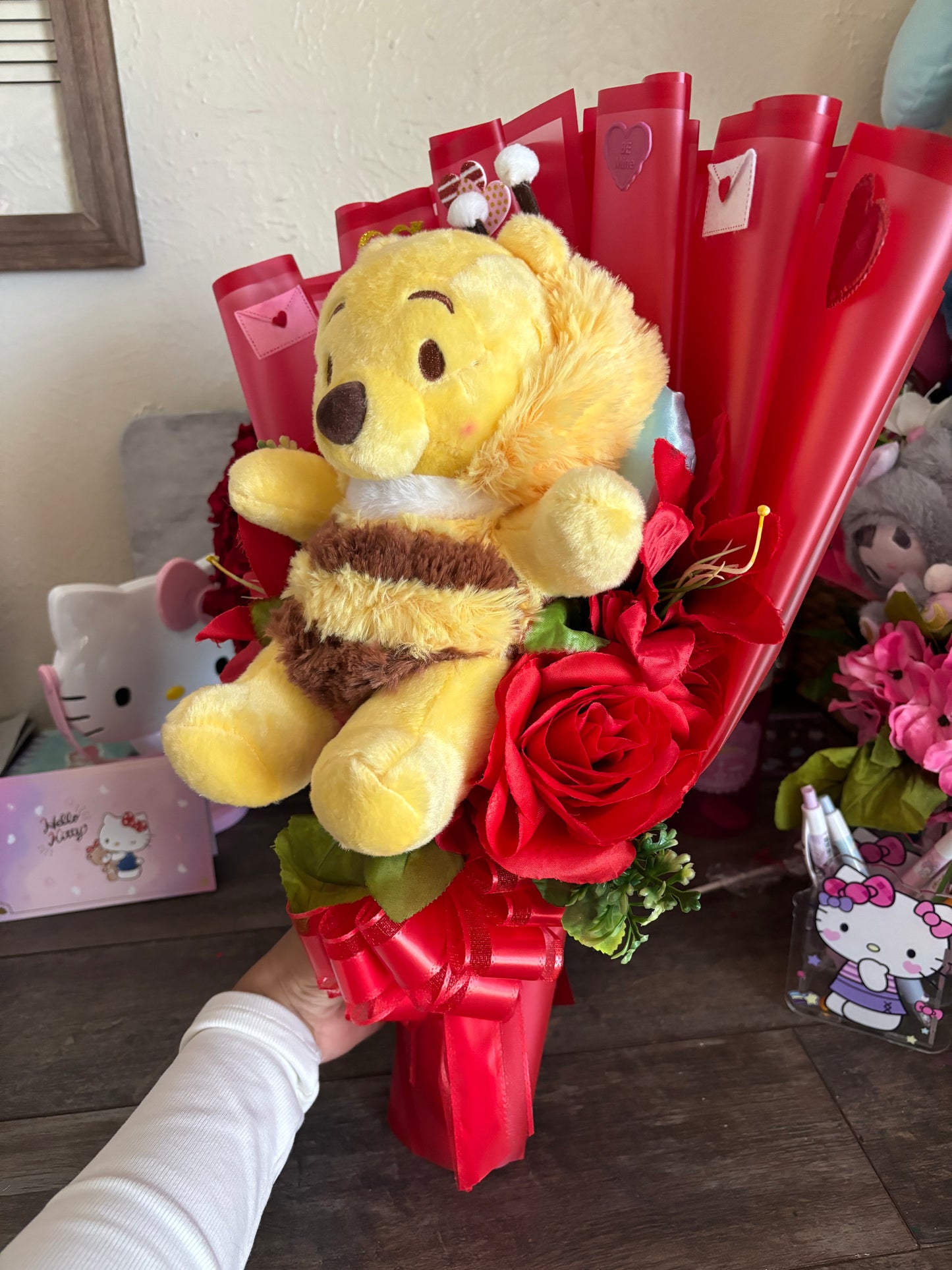 Winnie the Pooh love valentines plushy bouquet 🍯 ❤️