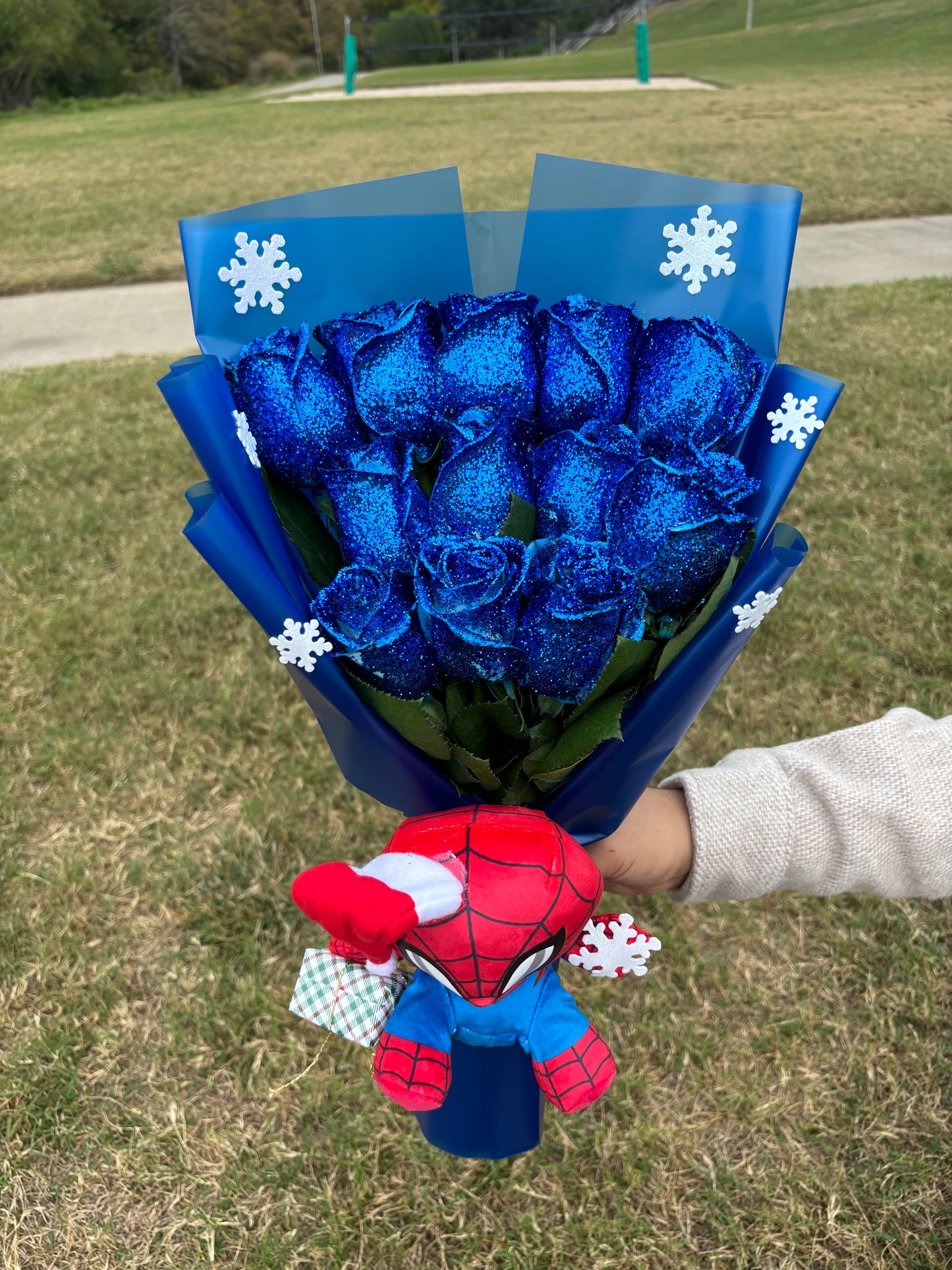 12 blue glitter spidey Christmas ❄️🕷️