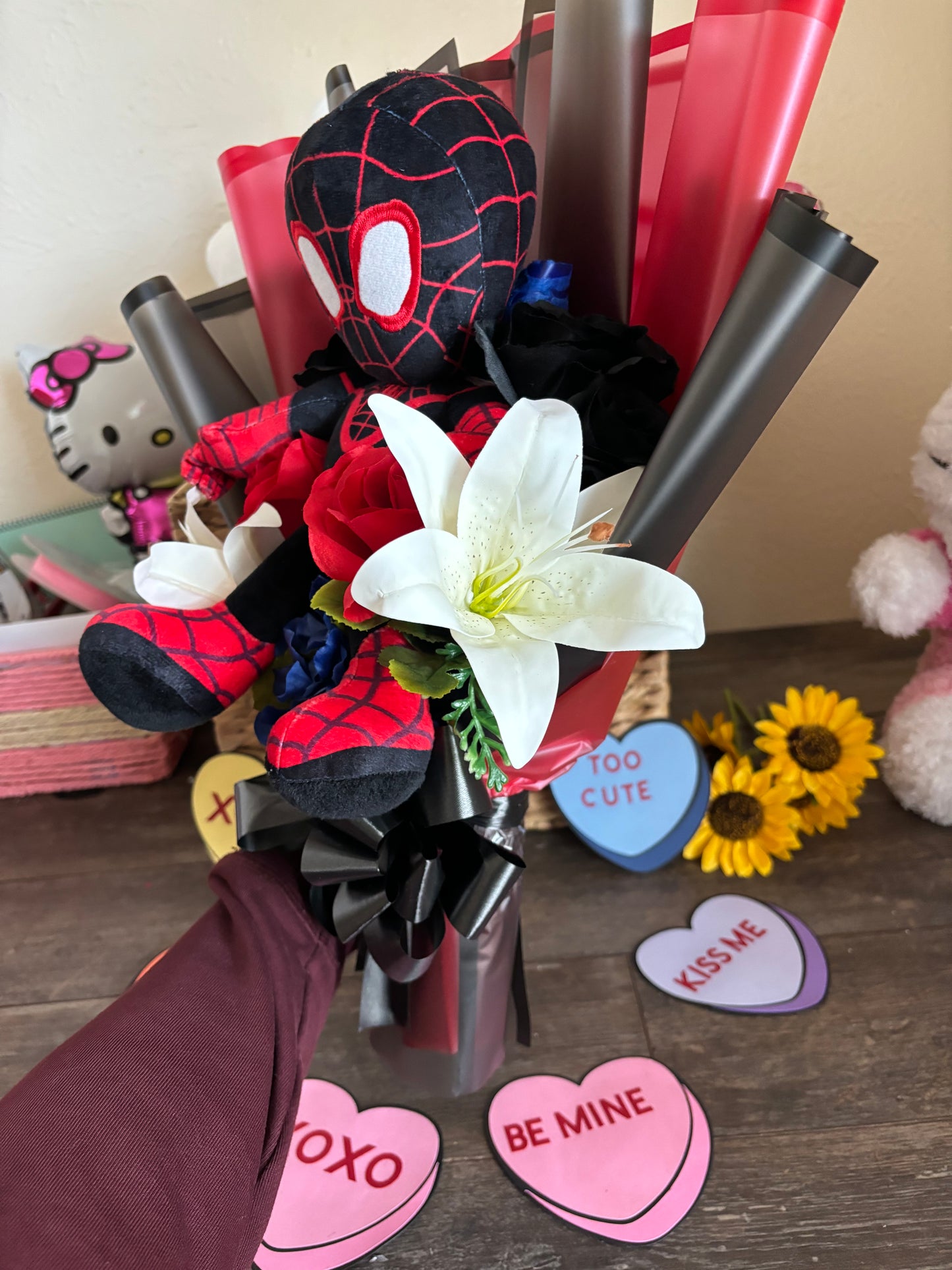 Spidey bouquet for him  🕷️❤️