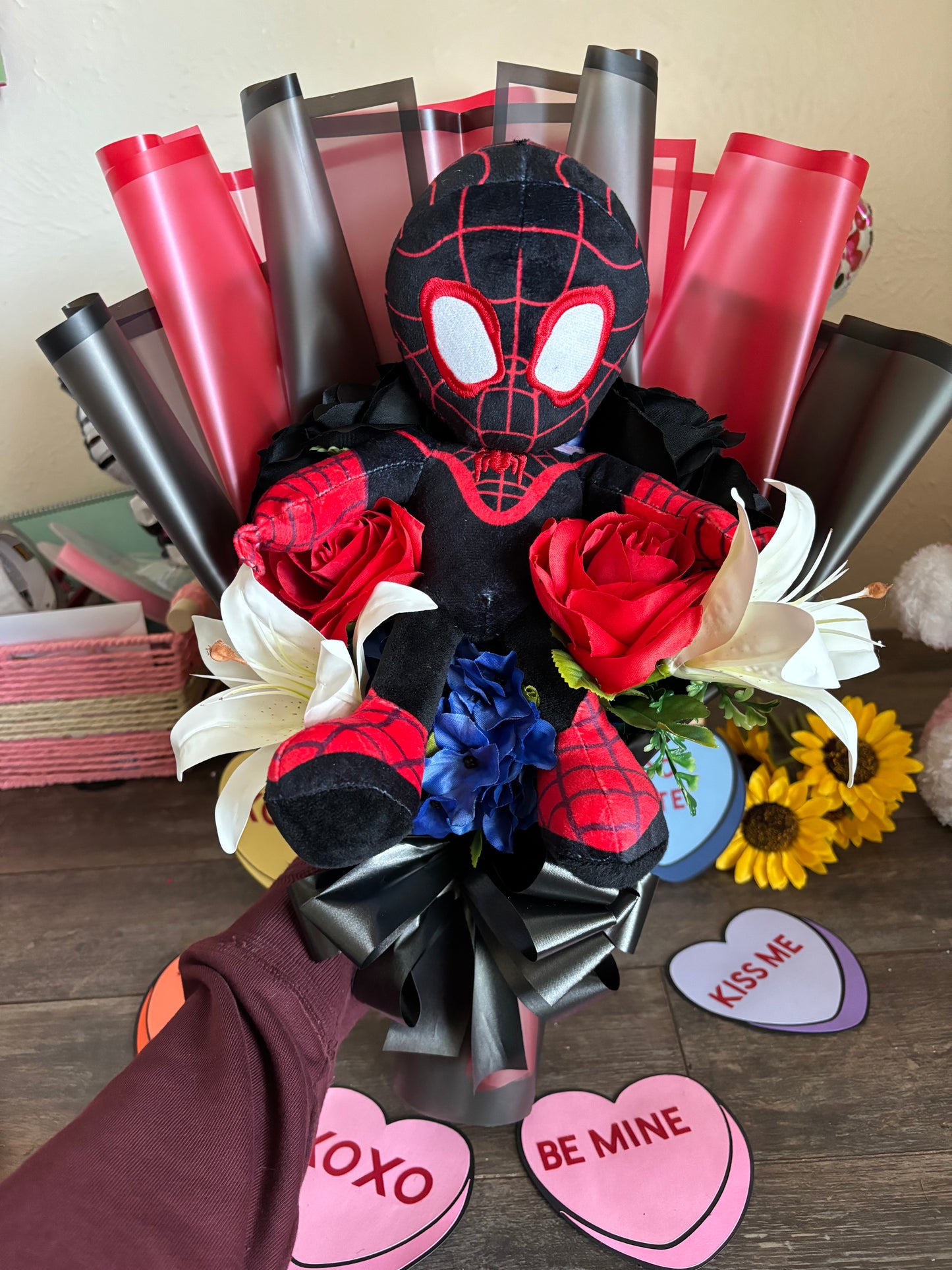 Spidey bouquet for him  🕷️❤️